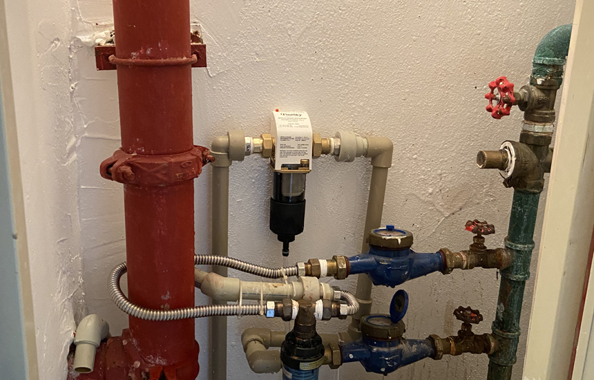 上海黃埔區客戶安裝超濾凈水器+前置過濾器(圖1) 11.jpg